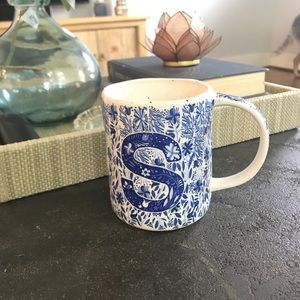 NWT Anthropologie monogram S mug